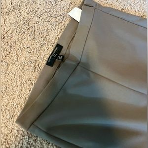 Banana Republic grey trousers with side zipper! SIZE 2P